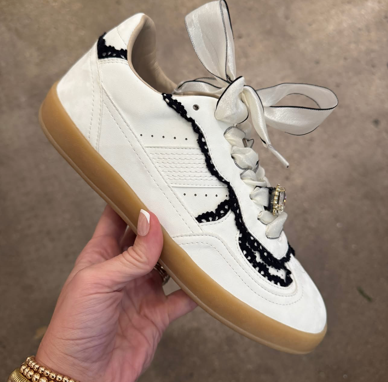 White Eleanor Sneaker | Refinery 82